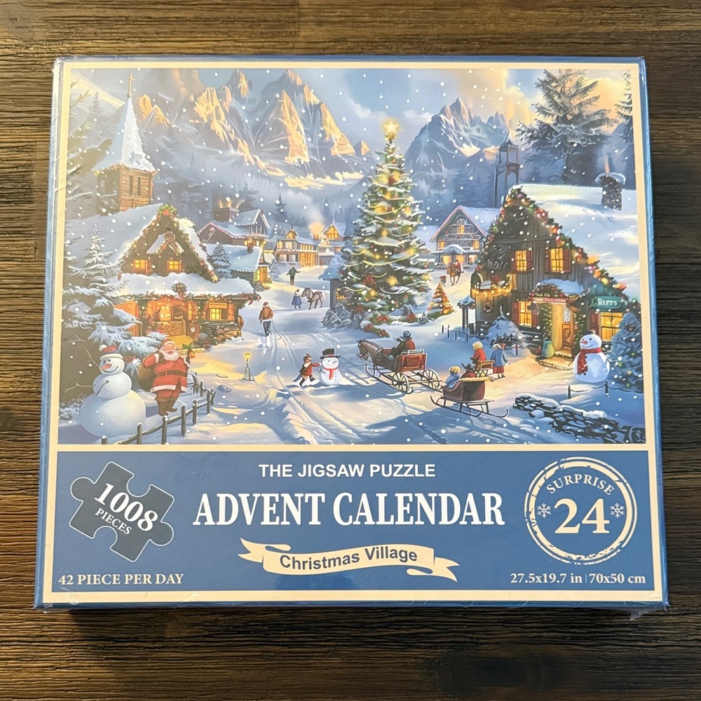 The Jigsaw Puzzle Advent Calendar Christmas Village 1008 Pieces NWT